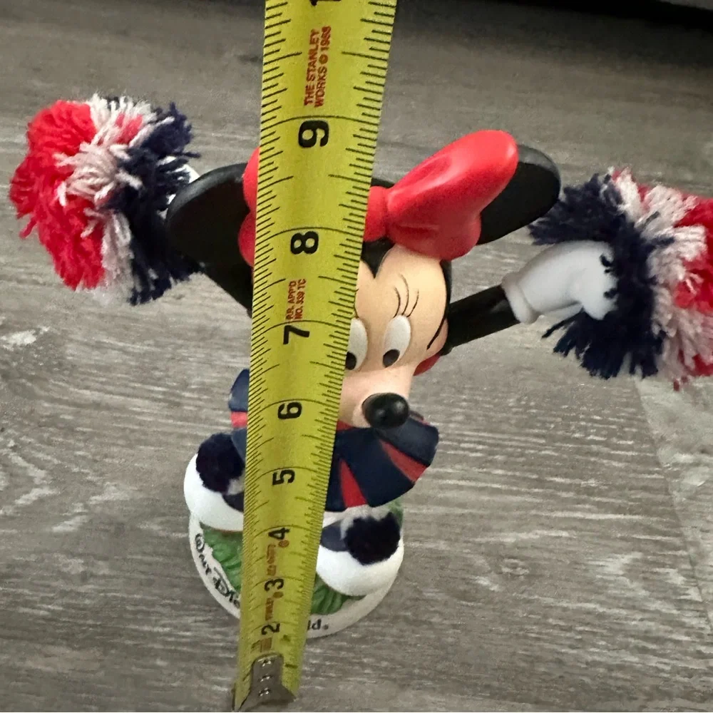 Minnie Mouse Figurine Dressed as a Cheerleader Bobblehead Walt Disney World.